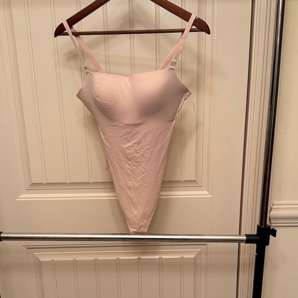 NWT Victoria’s Secret Seamless Beige Thong Shape wear with Build in Bra- Sz M